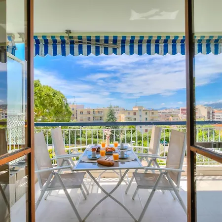 Appartamento Lovely - 5min From - Happy *