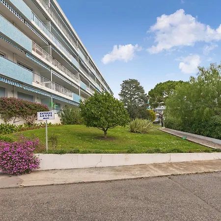 Sea Breeze Duo Apartment